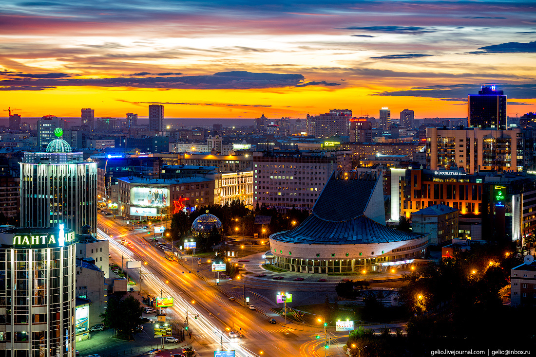 Новосибирск. Новосибирск центр города. Новосибирск столица современной Сибири. Ночной Новосибирск лето.