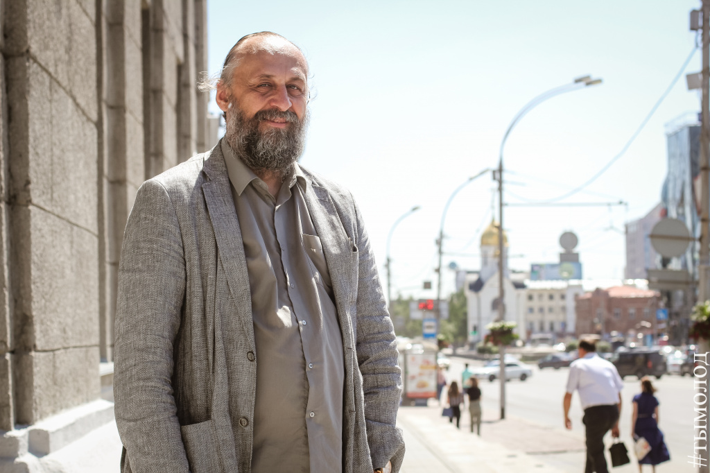 Александр Ложкин.jpg