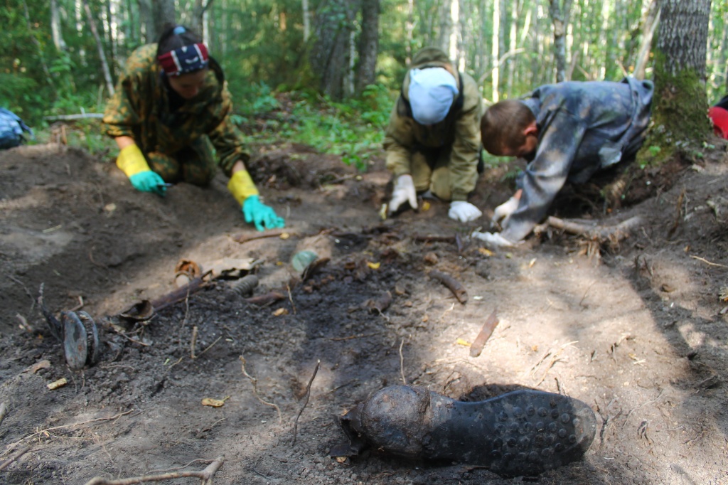 Подъем останоков Н. Ефимова, деревня Мясной Бор, Новогородская область.JPG