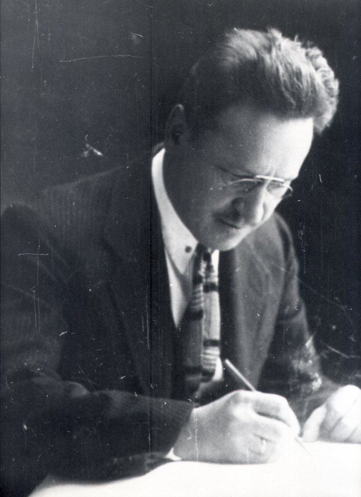 А.Д. Крячков за работой, 1930-е гг..jpg