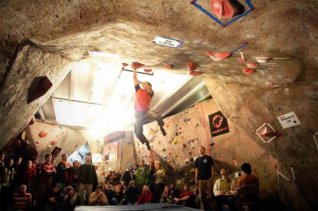 1030_boldering.jpg