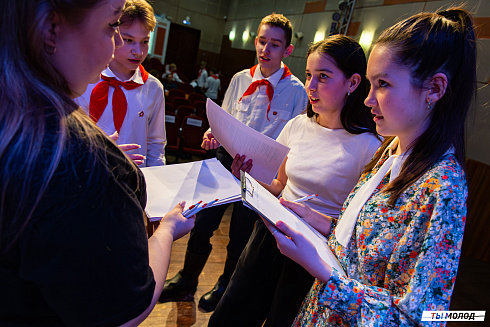 Гала-концерт открытого театрального фестиваля "Чеховский день"