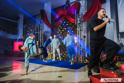 Достигать новых профессиональных высот! 