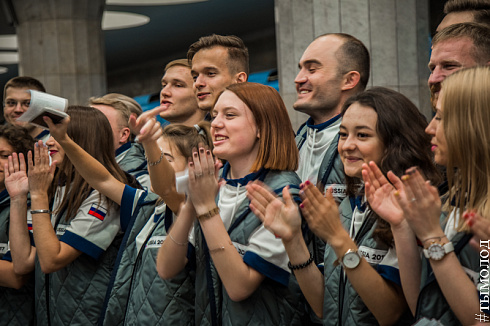Открылась экспозиция, посвящённая XIX ВФМС "Мечтою о мире живём"