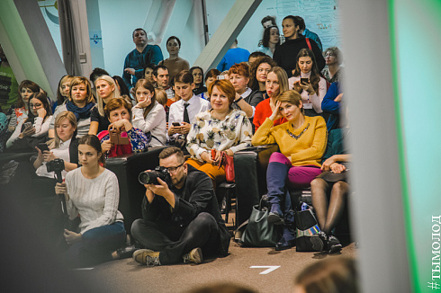 Международный гала-показ дизайнерской одежды Fashion Management