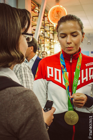 Олимпийская чемпионка Юлия Гаврилова вернулась в Новосибирск