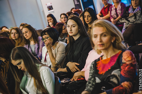 Международный гала-показ дизайнерской одежды Fashion Management
