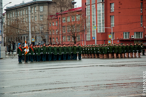 Новосибирск готовится к празднованию 9 мая 