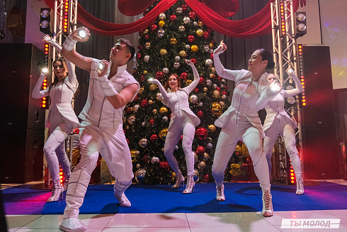 Достигать новых профессиональных высот! 