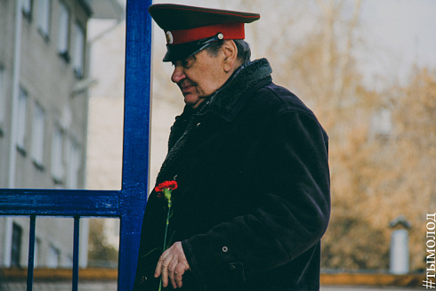 Открытие памятной доски ново-николаевским купцам-меценатам Вере Ивановне и Федору Даниловичу Маштаковым