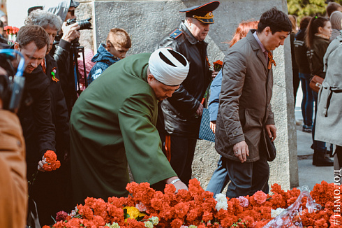 Митинг на Монументе Славы