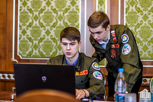 Встреча руководителей студенческих отрядов с губернатором Новосибирской области Владимиром Городецким