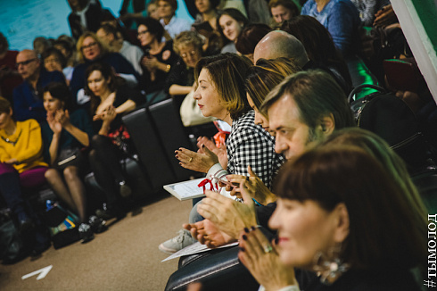 Международный гала-показ дизайнерской одежды Fashion Management