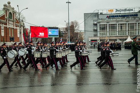 Новосибирск готовится к празднованию 9 мая 