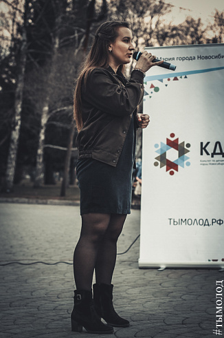 В Новосибирске стартовала акция "Одна лента в одни руки"