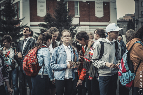 В Новосибирске стартовала акция "Одна лента в одни руки"