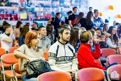 VIII городской молодежный Арт-фестиваль «Карнавал красок»