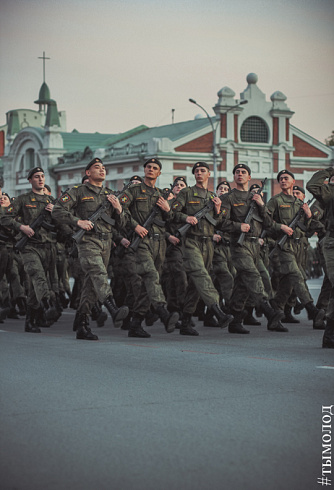 Репетиция парада Победы в Новосибирске 