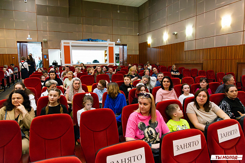 Гала-концерт открытого театрального фестиваля "Чеховский день"