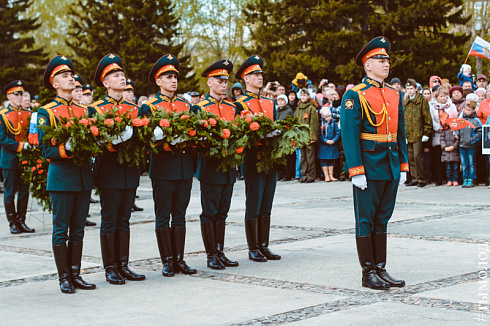 Митинг на Монументе Славы