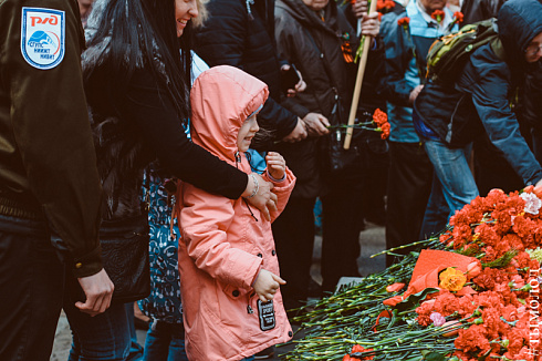 Митинг на Монументе Славы