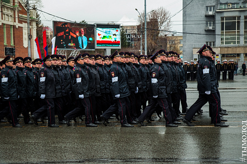 Новосибирск готовится к празднованию 9 мая 