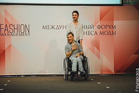 Международный гала-показ дизайнерской одежды Fashion Management