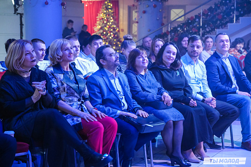 Достигать новых профессиональных высот! 