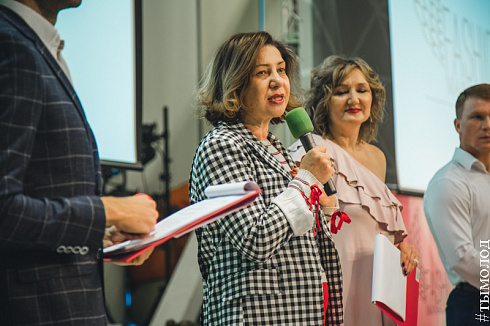 Международный гала-показ дизайнерской одежды Fashion Management