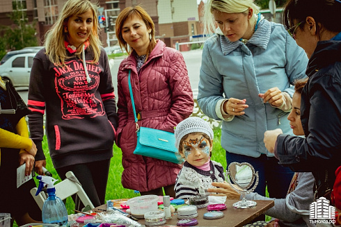 Фестиваль "честных и местных" вещей, музыки и еды "ЧестФест"