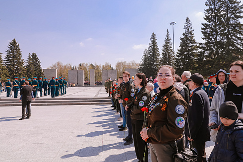 Как отпраздновали 9 мая в Новосибирске — 2022 