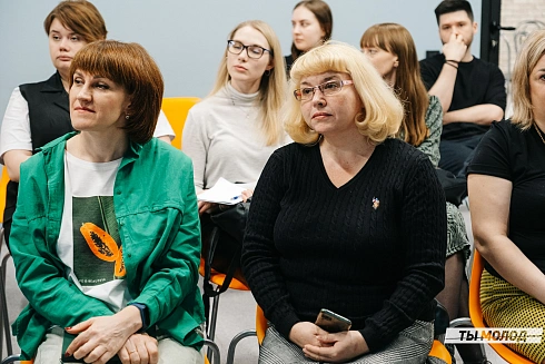 Однодневное обучение-инструктаж от Валерия Майорова – заместителя директора ФГБУ «Центра защиты прав и интересов детей" для кураторов уличных социальных служб города Новосибирска