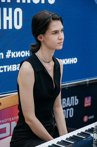 Фестиваль уличного кино на Балконе 2021