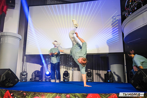 Достигать новых профессиональных высот! 