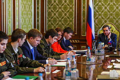 Встреча руководителей студенческих отрядов с губернатором Новосибирской области Владимиром Городецким