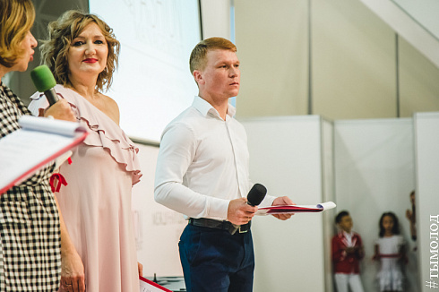Международный гала-показ дизайнерской одежды Fashion Management