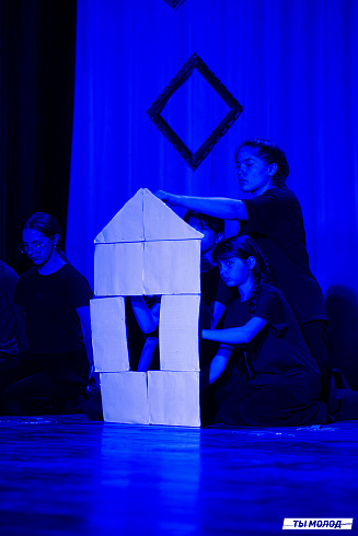 Гала-концерт открытого театрального фестиваля "Чеховский день"