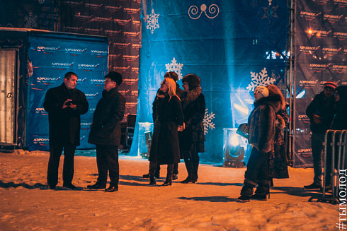 Световое шоу на площади Ленина