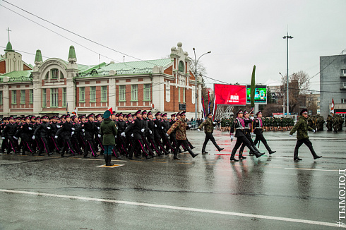 Новосибирск готовится к празднованию 9 мая 