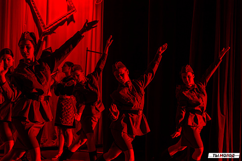 Гала-концерт открытого театрального фестиваля "Чеховский день"