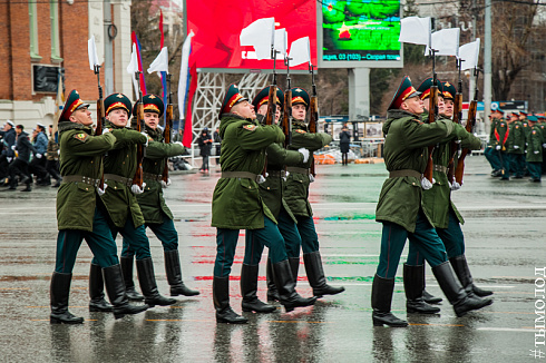 Новосибирск готовится к празднованию 9 мая 
