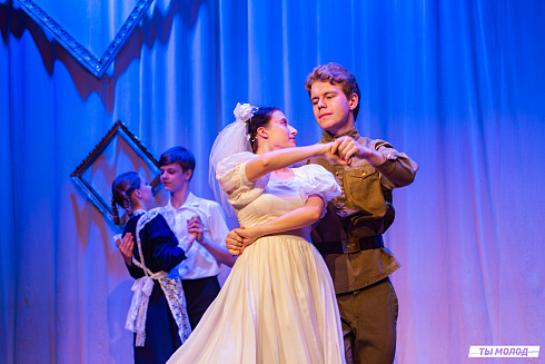 Гала-концерт открытого театрального фестиваля "Чеховский день"