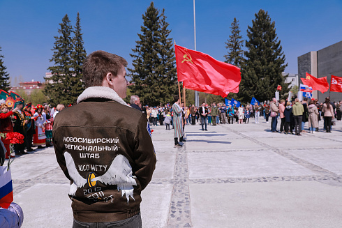 Как отпраздновали 9 мая в Новосибирске — 2022 