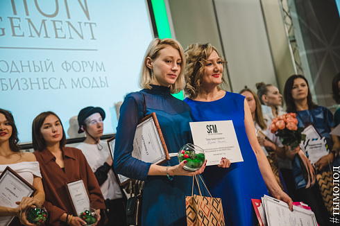 Международный гала-показ дизайнерской одежды Fashion Management