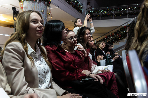 Торжественная церемония вручения свидетельств стипендиата мэрии города Новосибирска 2024