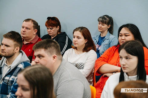 Однодневное обучение-инструктаж от Валерия Майорова – заместителя директора ФГБУ «Центра защиты прав и интересов детей" для кураторов уличных социальных служб города Новосибирска